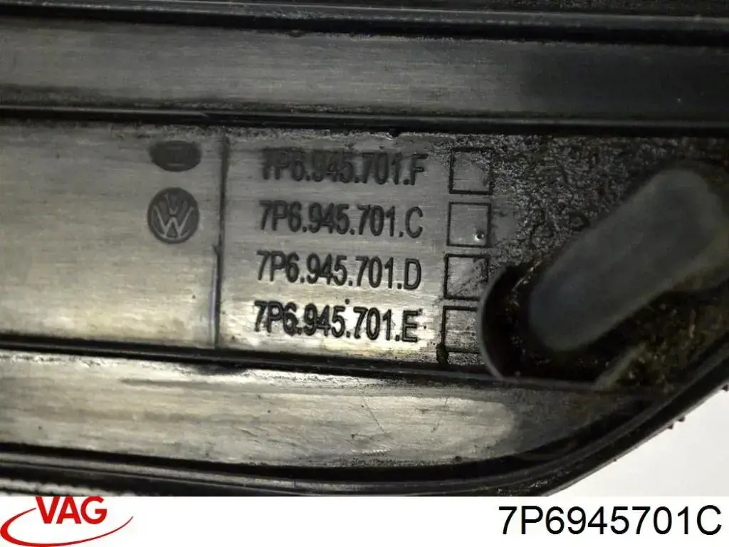 Левый отражатель заднего бампера AND 30945031 цена, от 67.82 USD