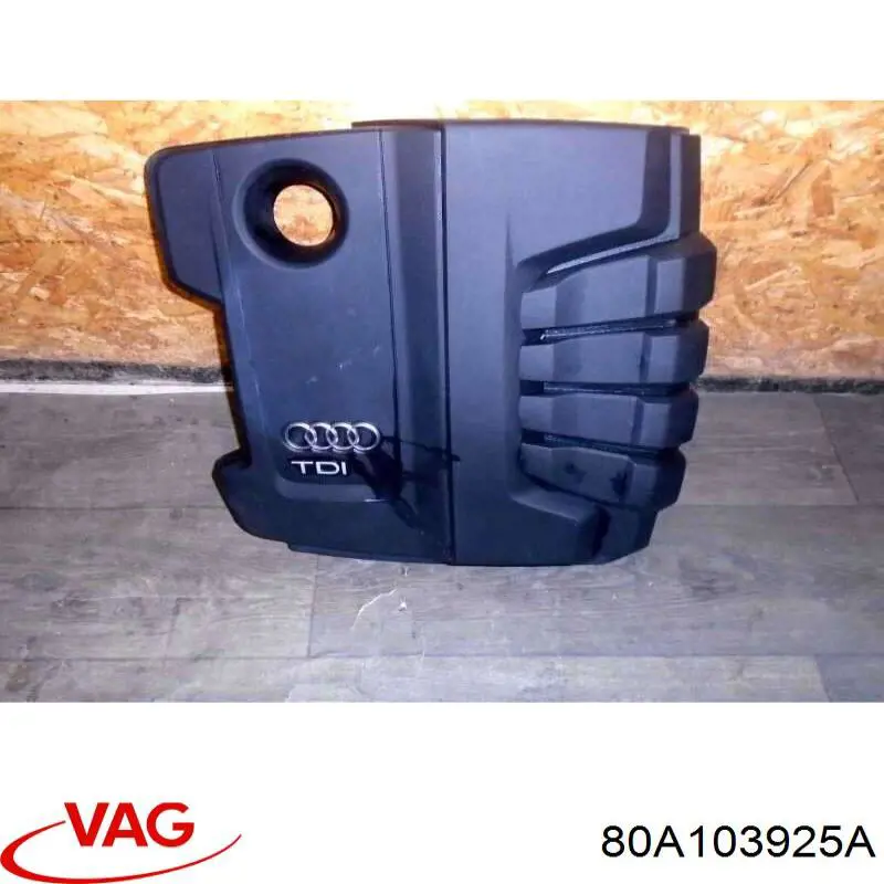 80A103925A VAG Крышка мотора декоративная