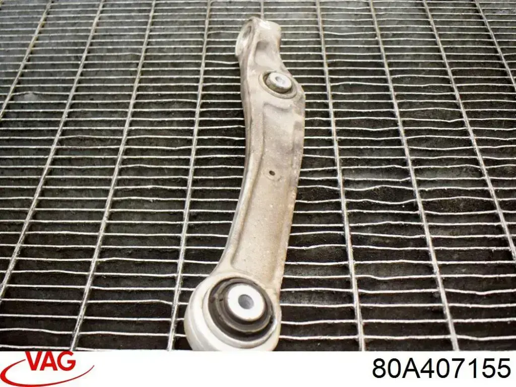 Левый рычаг передней нижней подвески VAG 80A407155 цена, от 51.30 USD