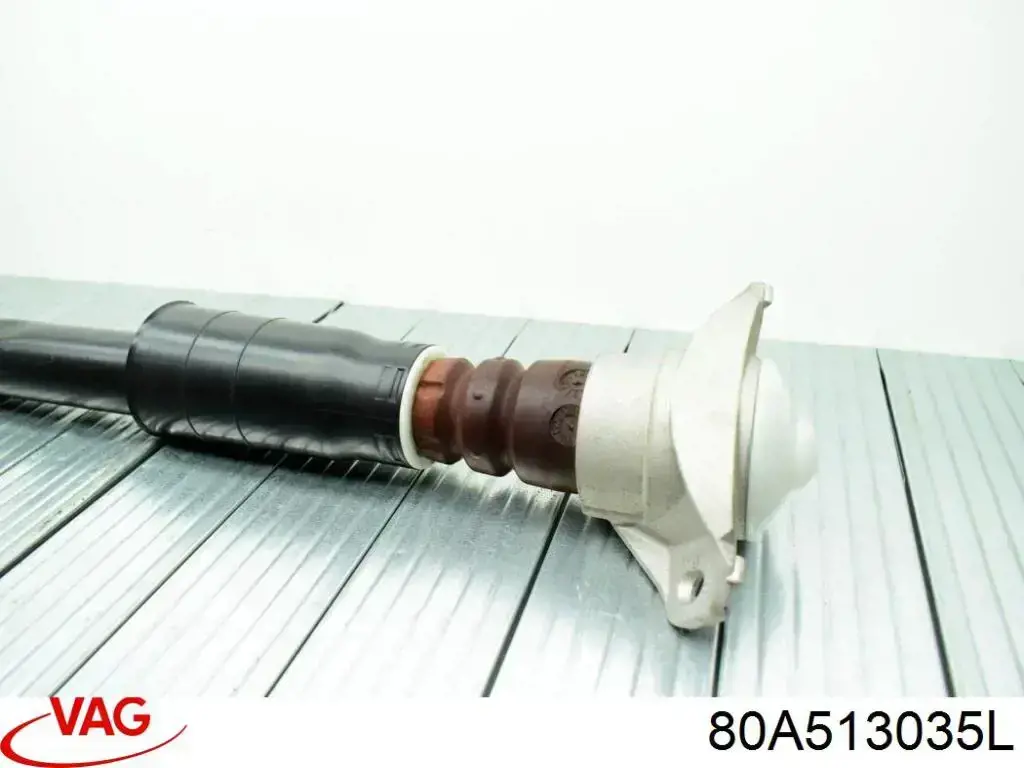 Задний амортизатор Kamoka 2001196