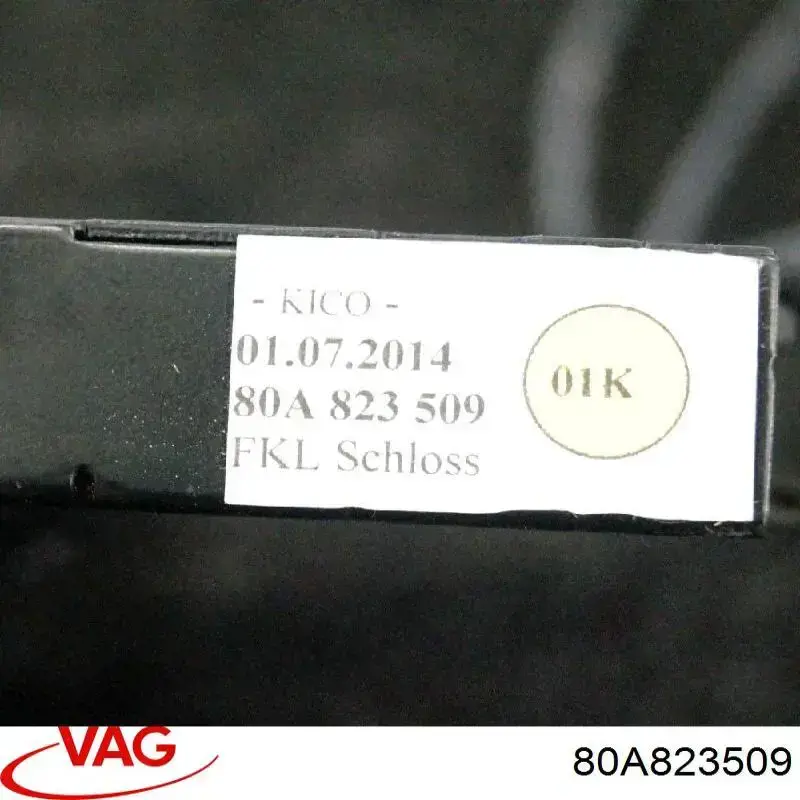 Fecho da capota 80A823509 VAG