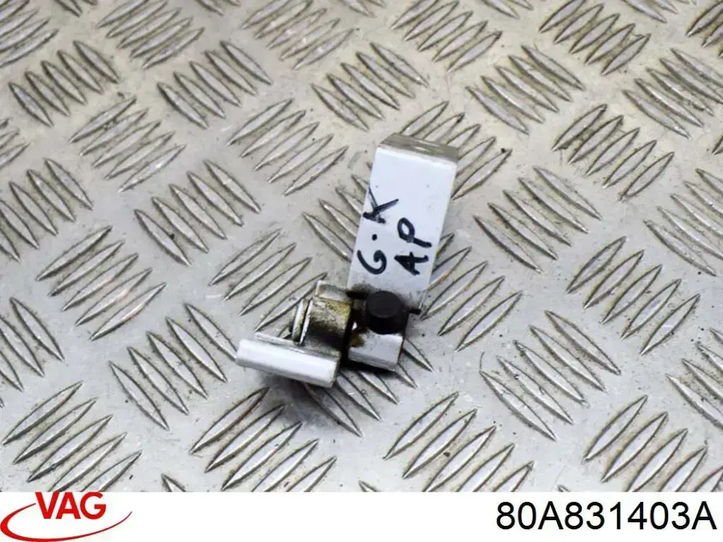 Петля двери передней левой 80A831403A VAG