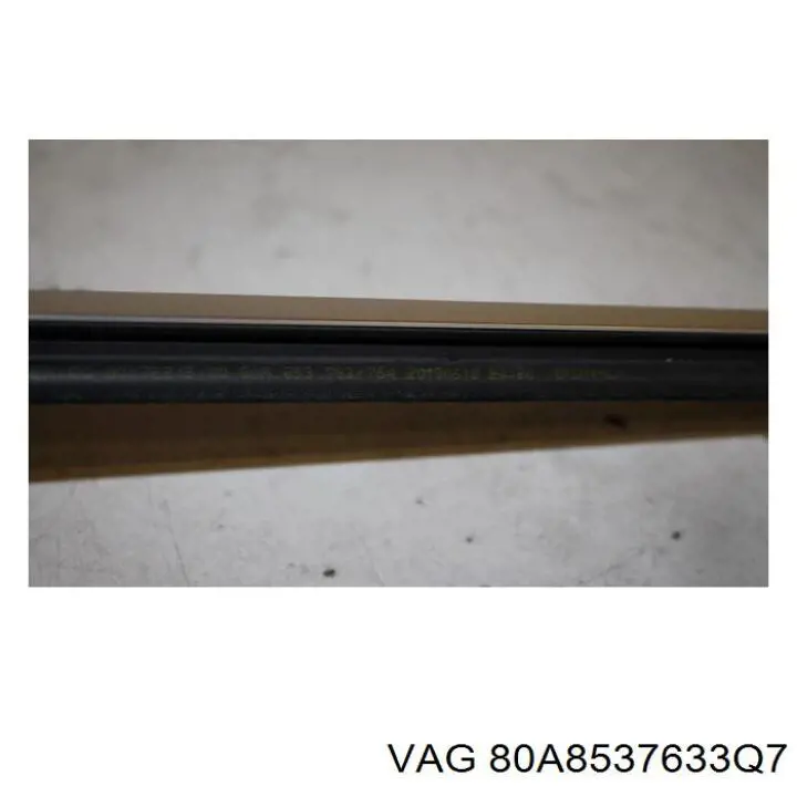 Купить 80A853763G3Q7 VAG Уплотнитель стекла задней левой двери