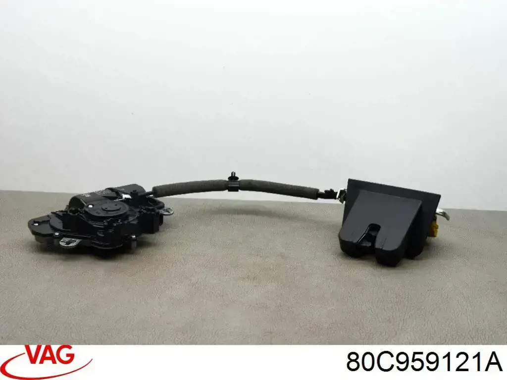 Купить 80C959121A VAG Датчик открытия крышки багажника/задней двери (ляды)