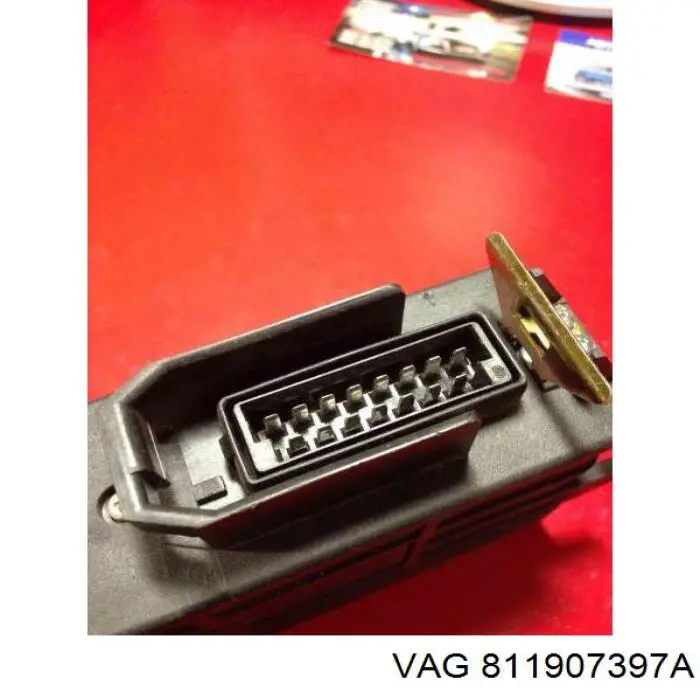 811907397A VAG