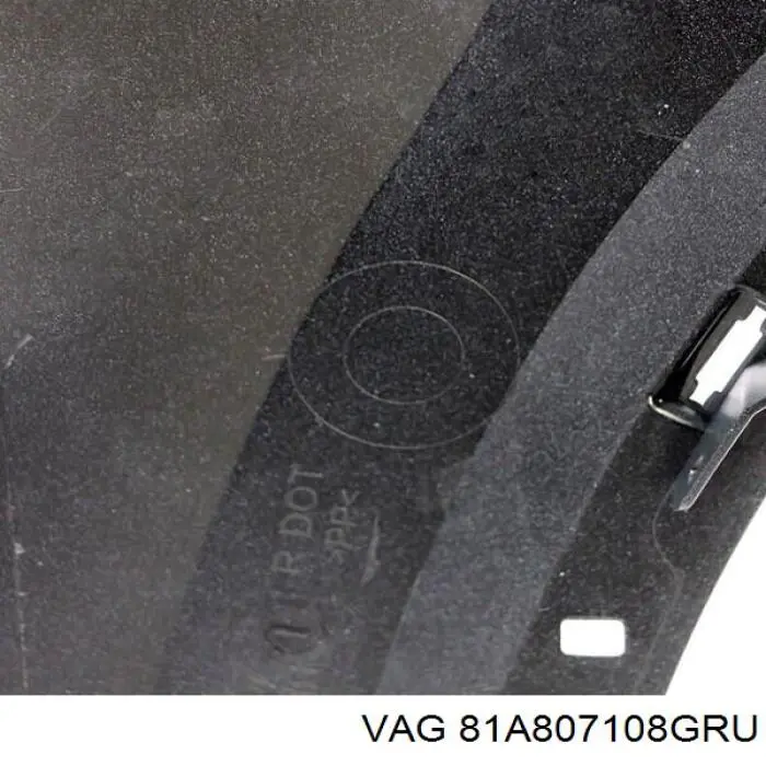81A807108BGRU VAG Бампер передний клык правый