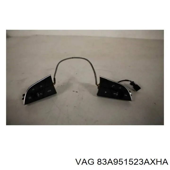 83A951523AXHA VAG 