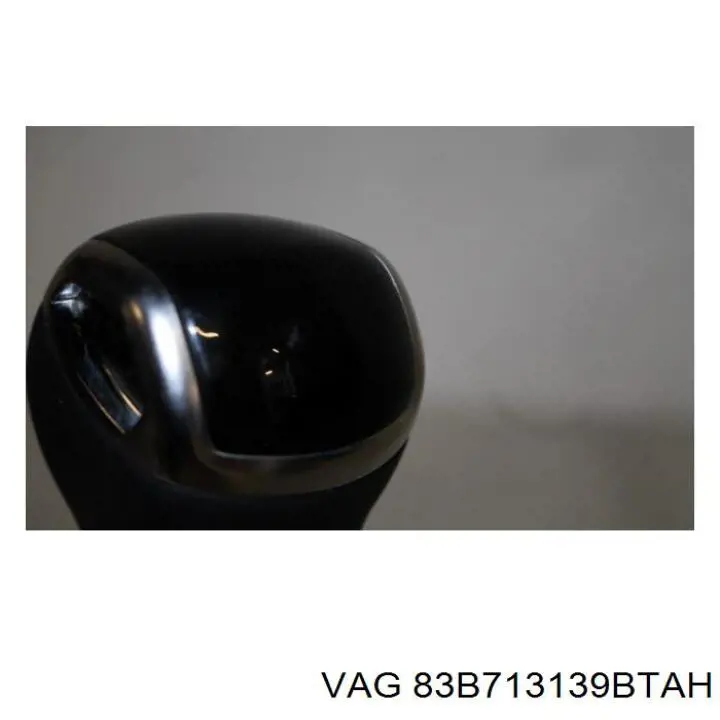 Чехол на рычаг переключения VAG 83B713139BTAH цена, от 36.72 USD