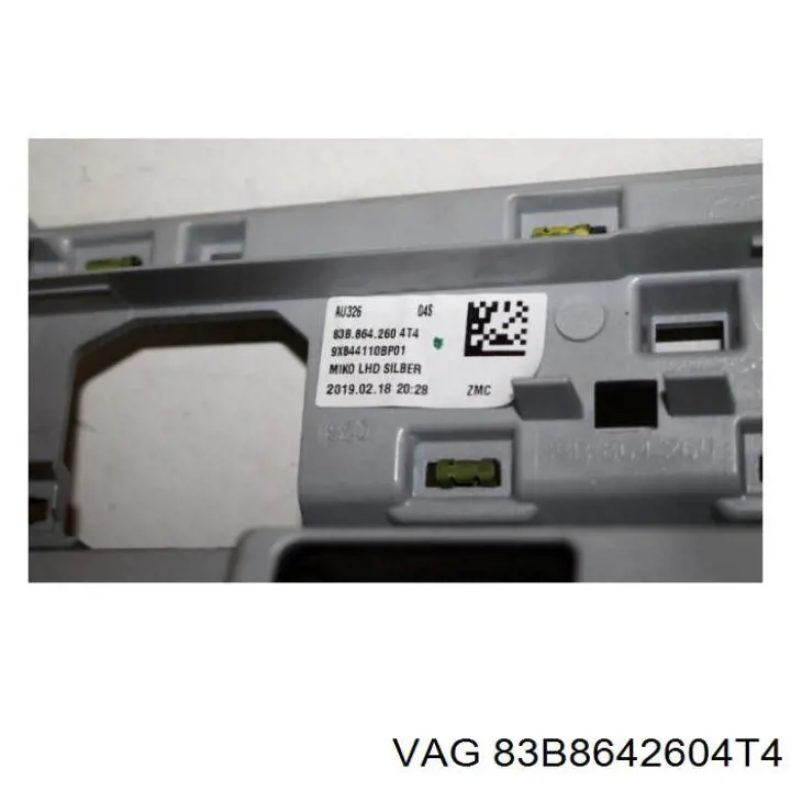  83B8642604T4 VAG