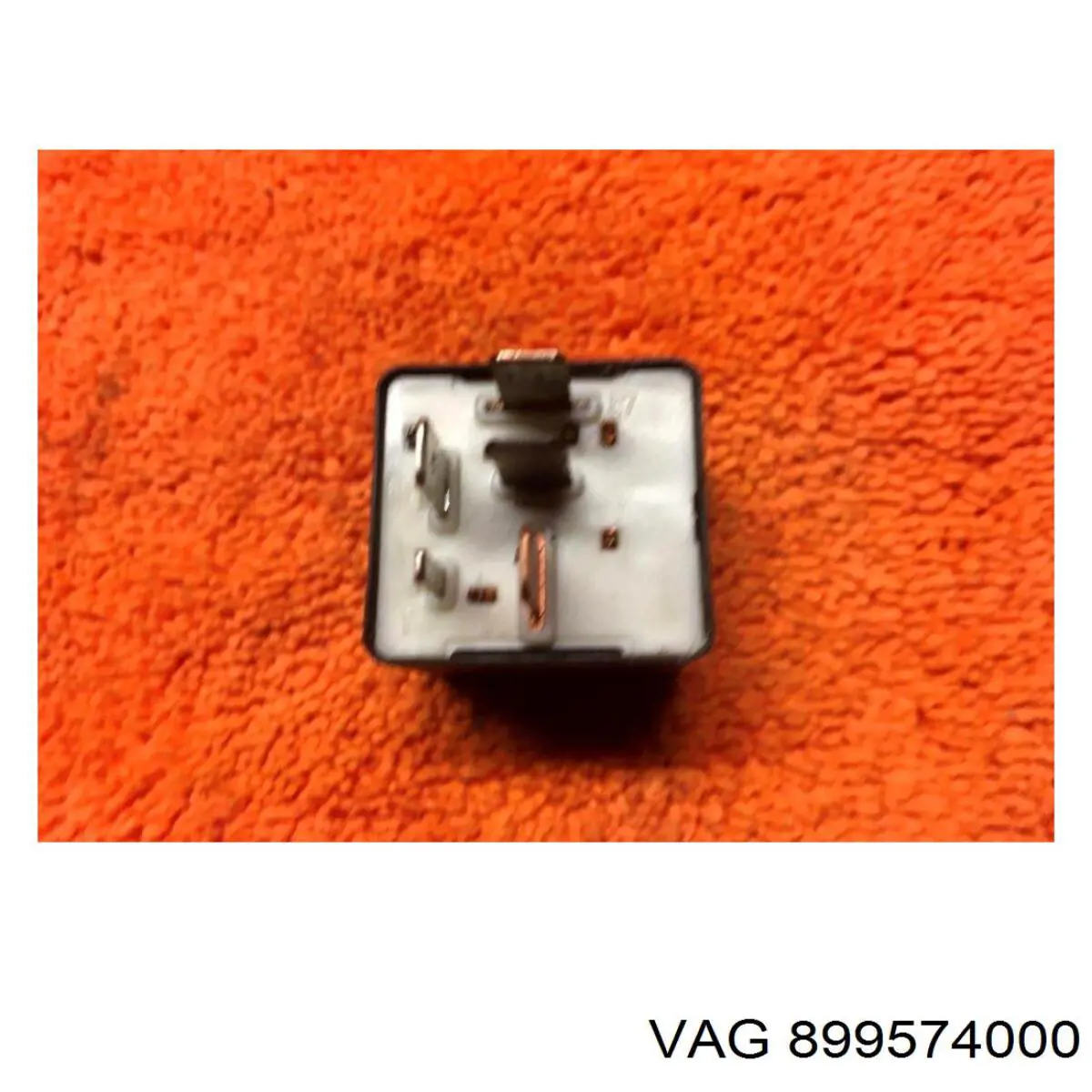 899574000 VAG 