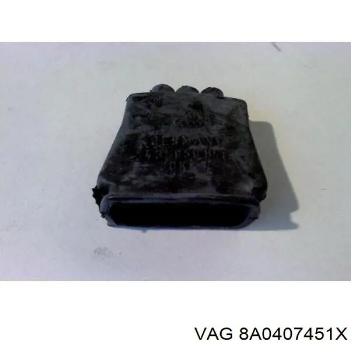 8A0407451X VAG Полуось передняя левая