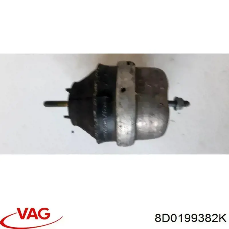 8D0199382K VAG Правая подушка двигателя