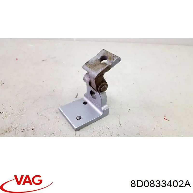 Купить 8D0833402A VAG Петля задней правой двери