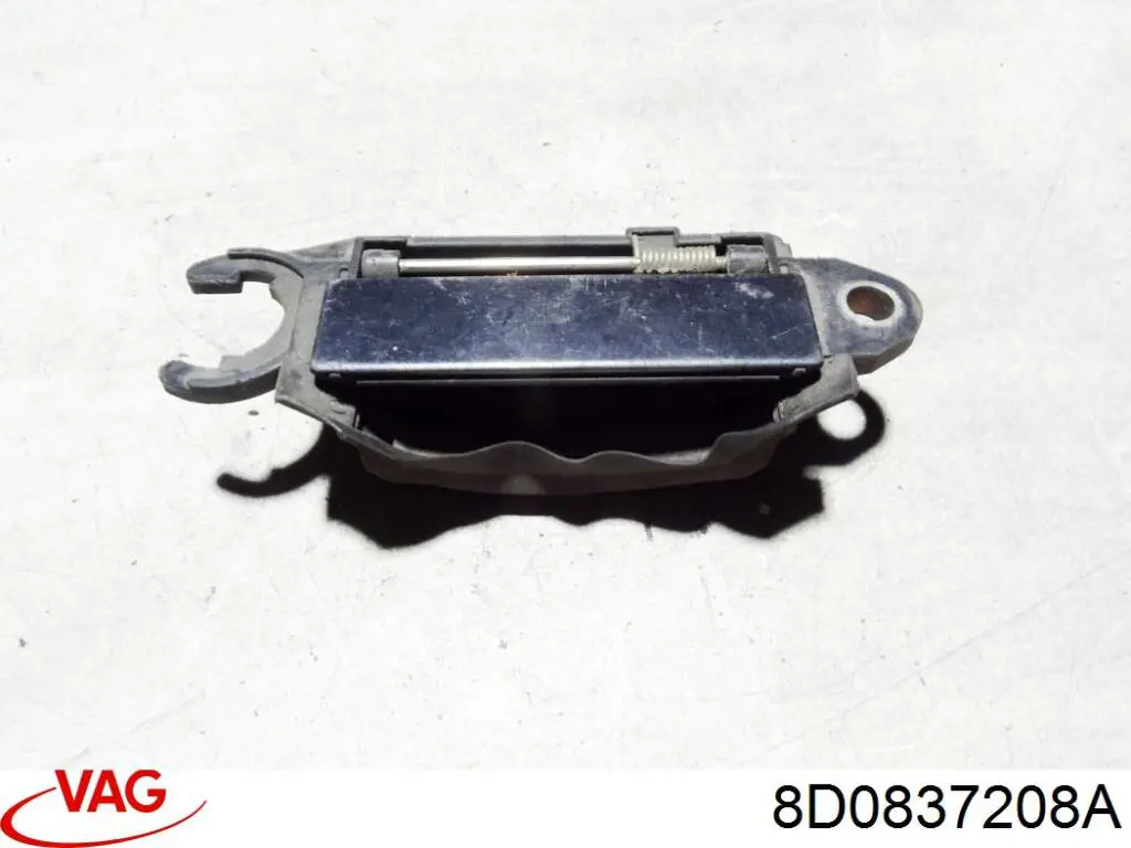 Ручка двери передней наружная правая VAG 8D0837208A цена, от 8.47 USD