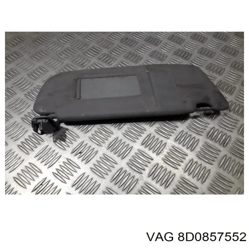 Солнцезащитный козырек 8D0857552 VAG