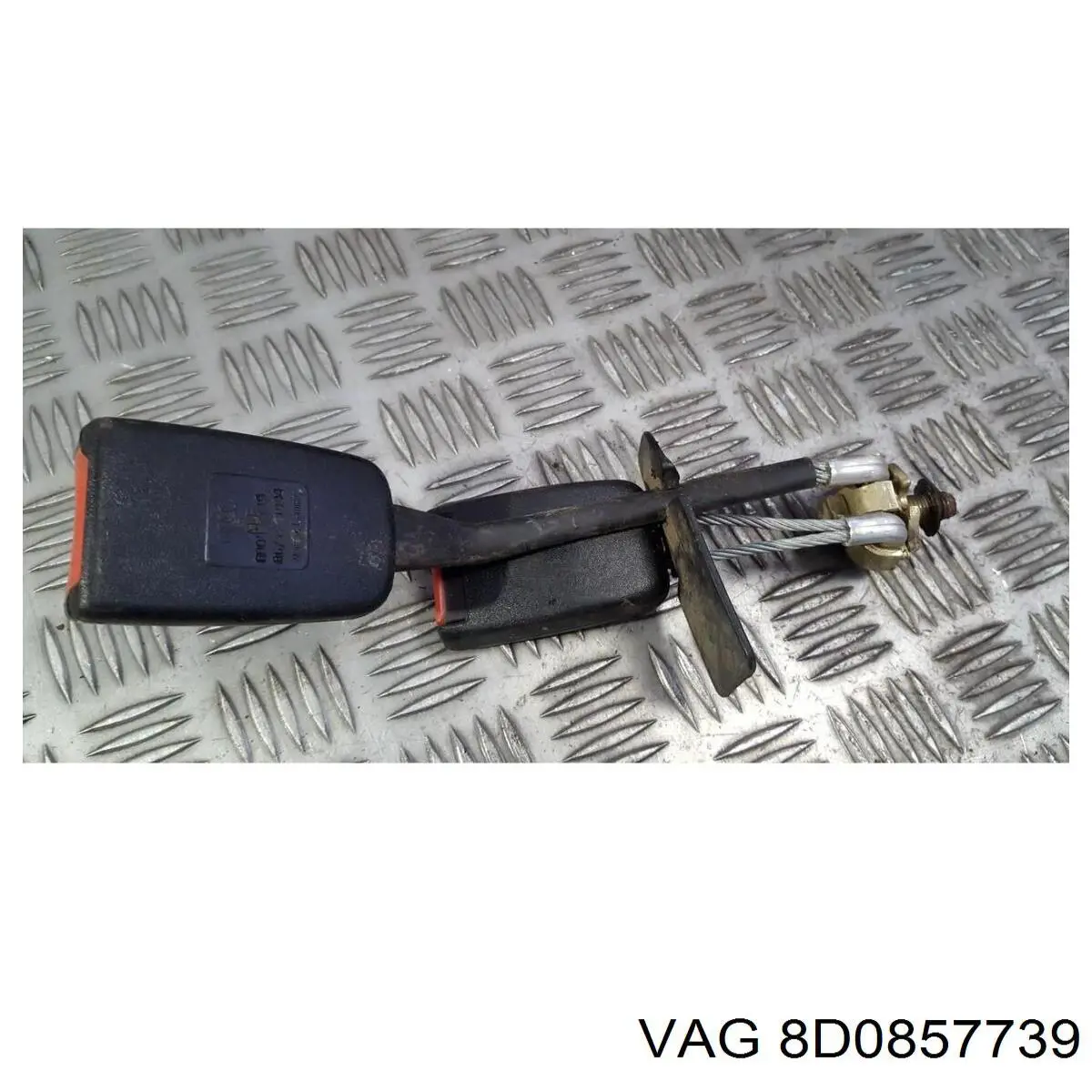 Купить 8D0857739 VAG 