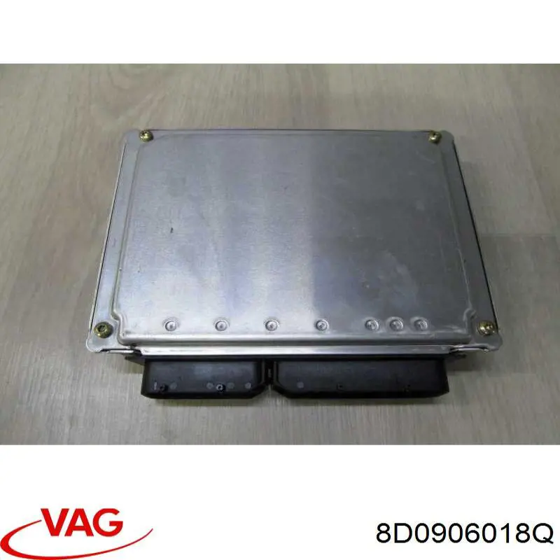 Купить 8D0997018KX VAG Электронный блок управления двигателем