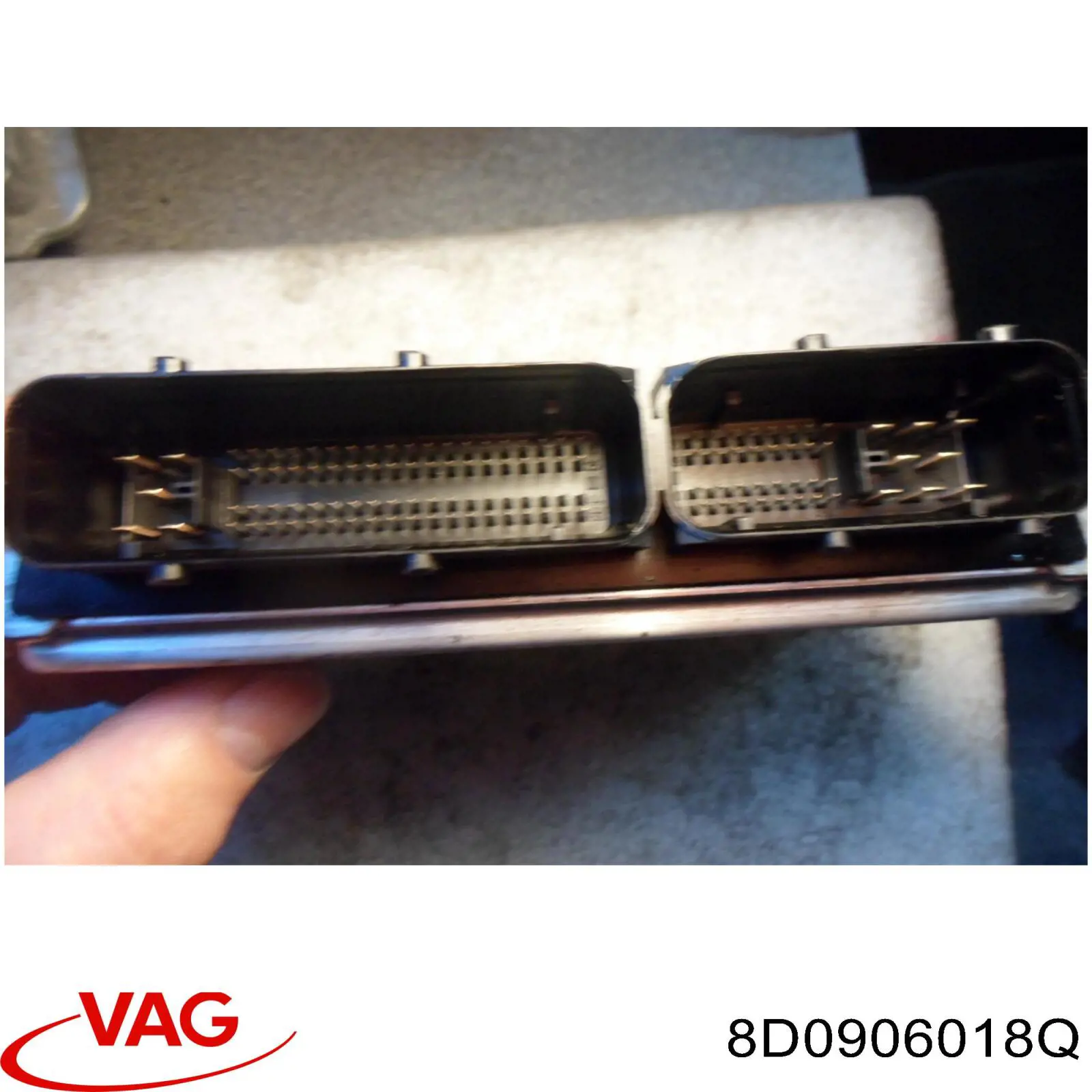 ЭБУ двигателем VAG 8D0906018Q цена, от 64.39 USD