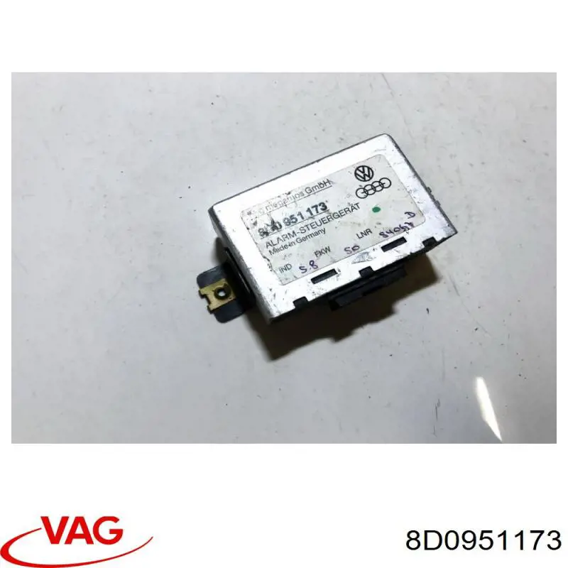 8D0951173 VAG 