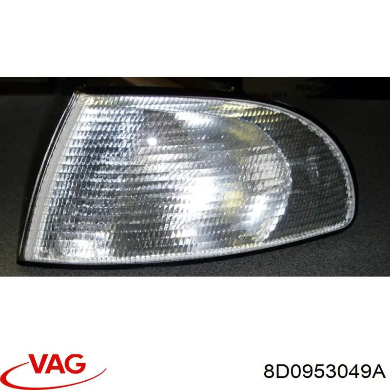 Левый фонарь указателя поворота VAG 103F02182111