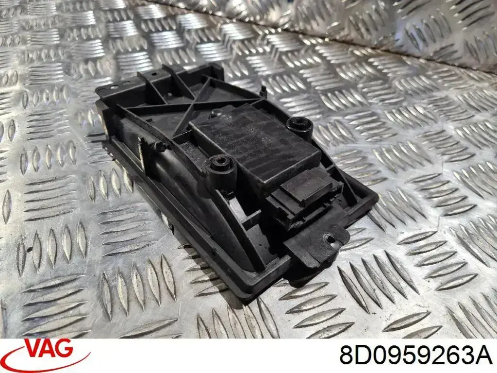  VAG 8D0959263A цена, от 19.00 USD