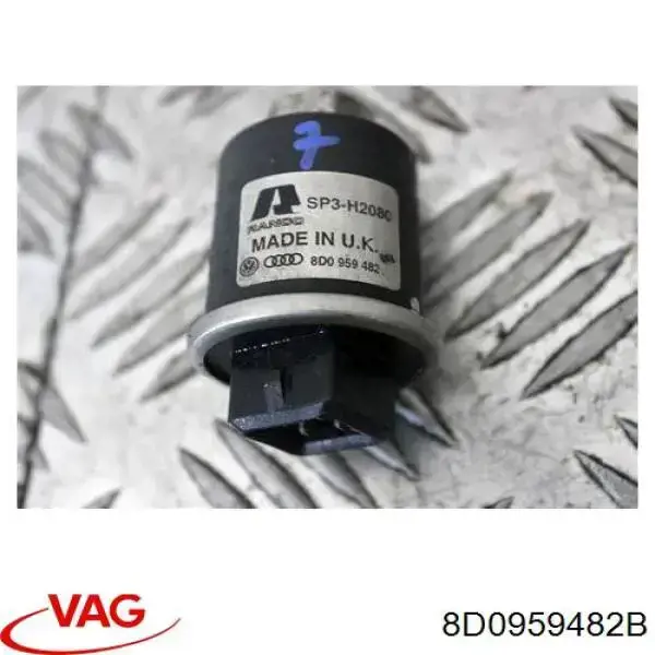 8D0959482B VAG Клапан давления кондиционера