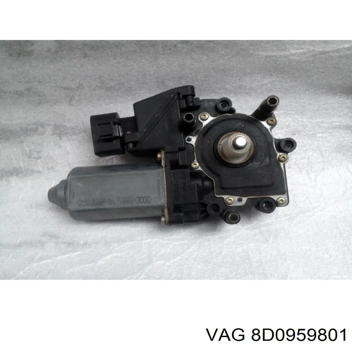 8D0959801 VAG motor de acionamento de vidro da porta dianteira esquerda