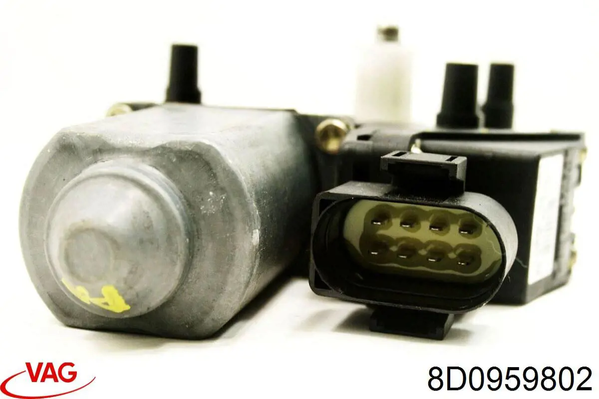 Купить 8D0959802 VAG Мотор стеклоподъемника двери передней правой