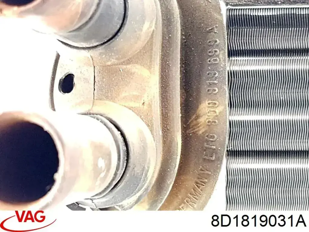 Радиатор отопителя VAG 8D1819031A