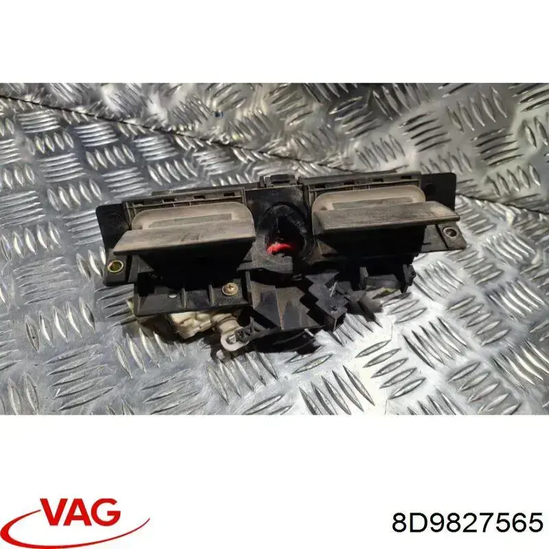 Купить 8D9827565 VAG Замок задней двери