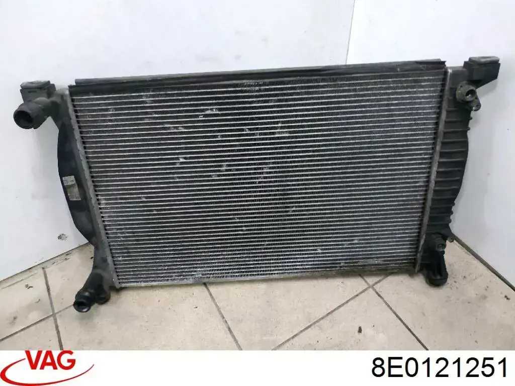 Купить 8E0121251 VAG Радиатор водяной