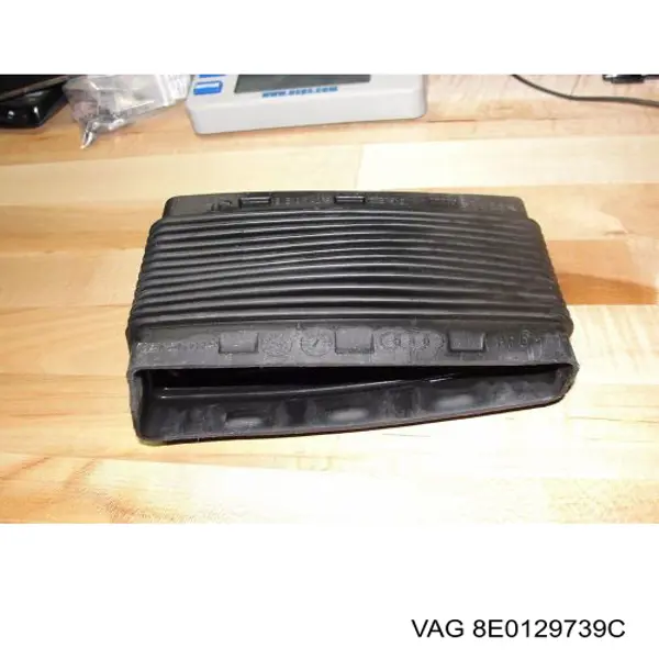 Гофра воздушного фильтра VAG 8E0129739C цена, от 8.24 USD