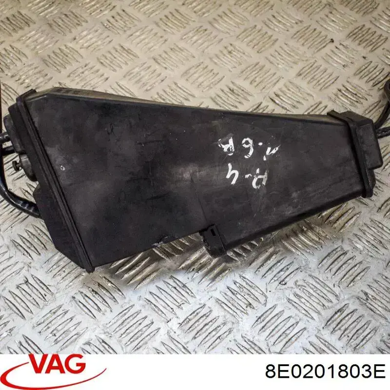 Абсорбер паров топлива VAG 8E0201803M цена, от 28.25 USD