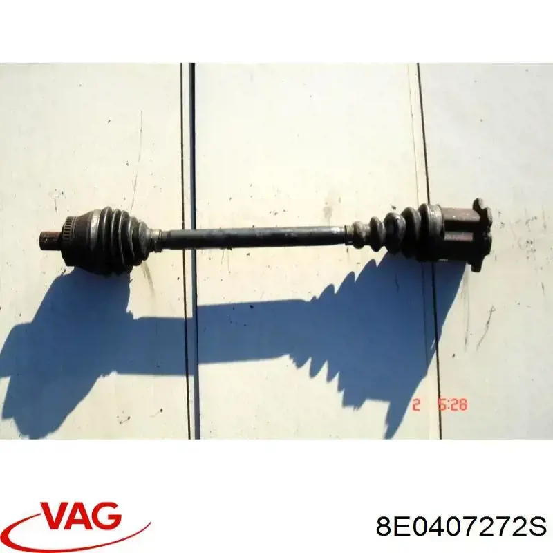 Купить 8E0407272S VAG Вал приводной правый