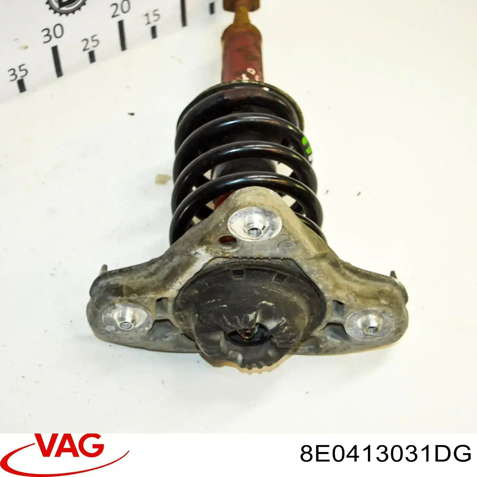 Амортизаторы передние VAG 8E0413031DG