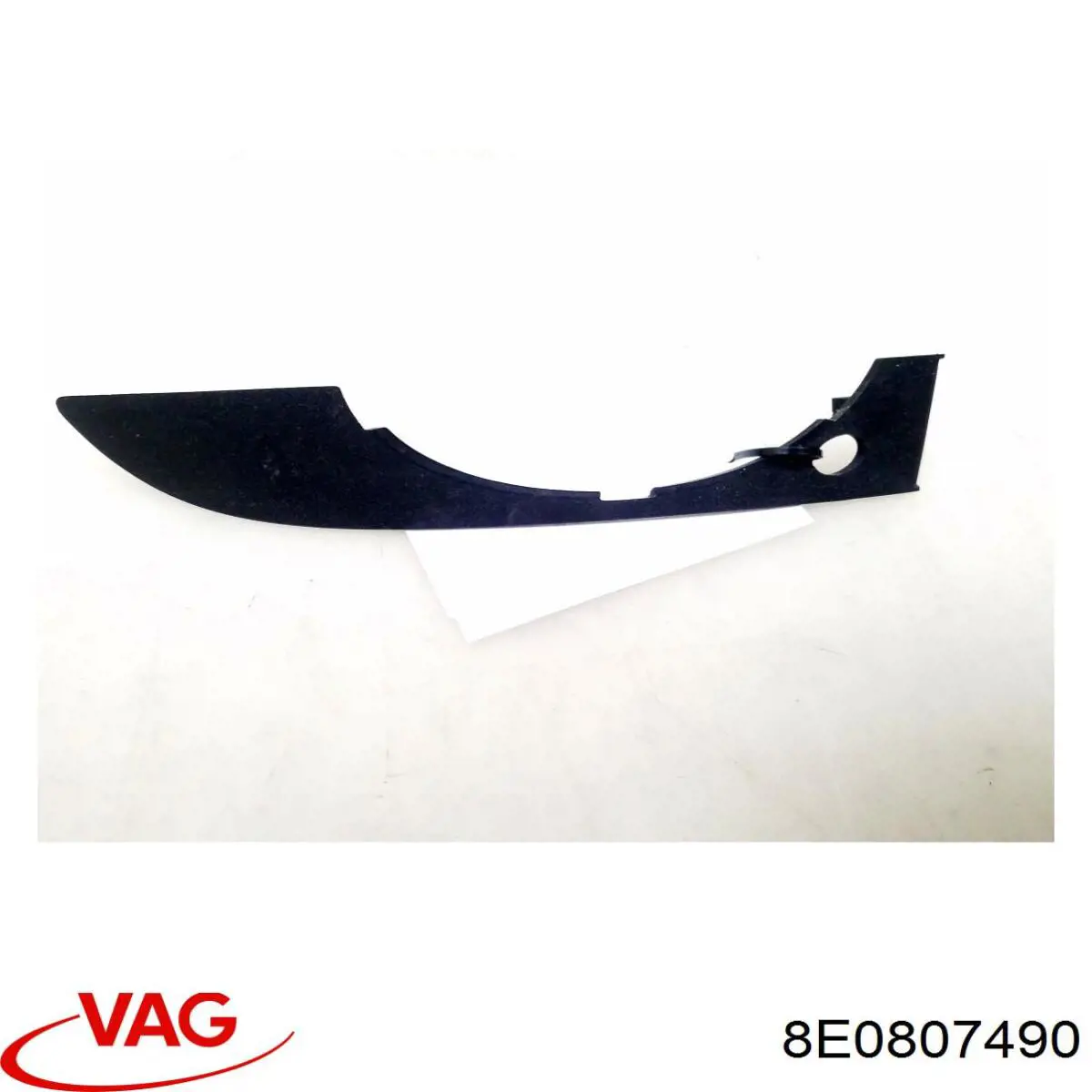Ободок (окантовка) фары противотуманной правой VAG 8E0807490 цена, от 3.33 USD