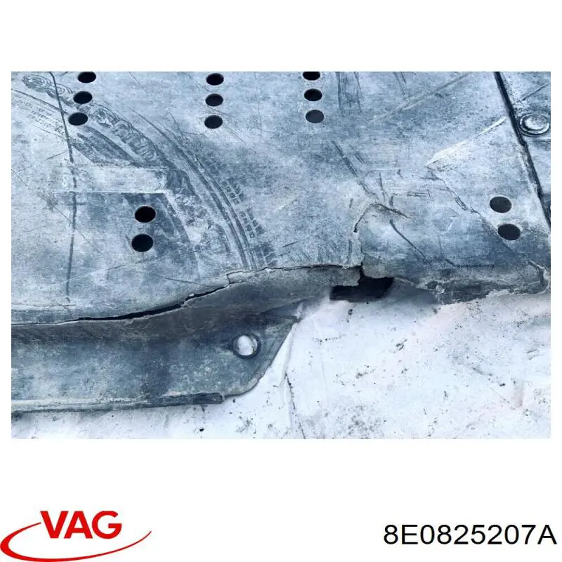 Купить 8E0825207A VAG Защита днища левая