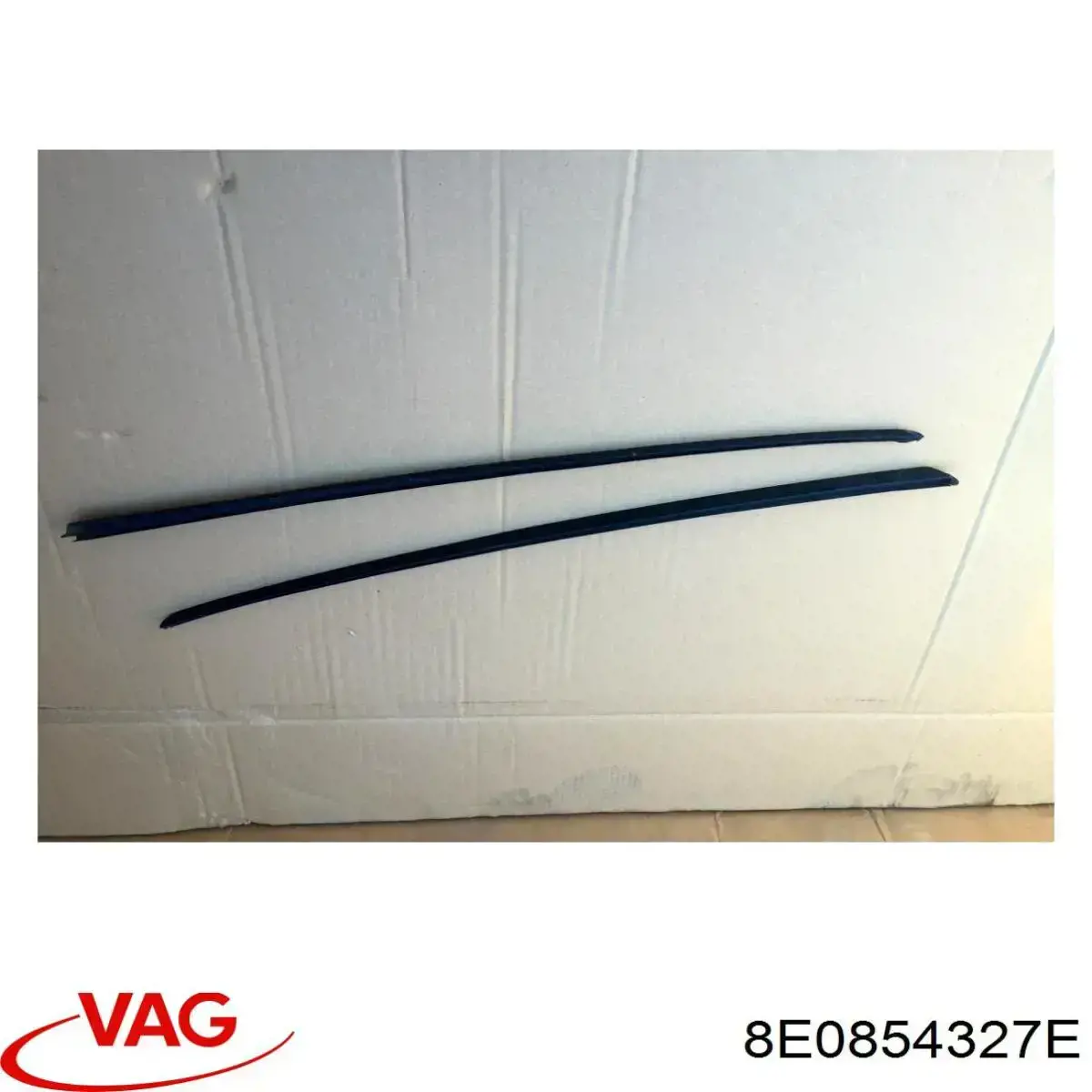 Молдинг ветрового стекла левый VAG 8E0854327E цена, от 8.62 USD