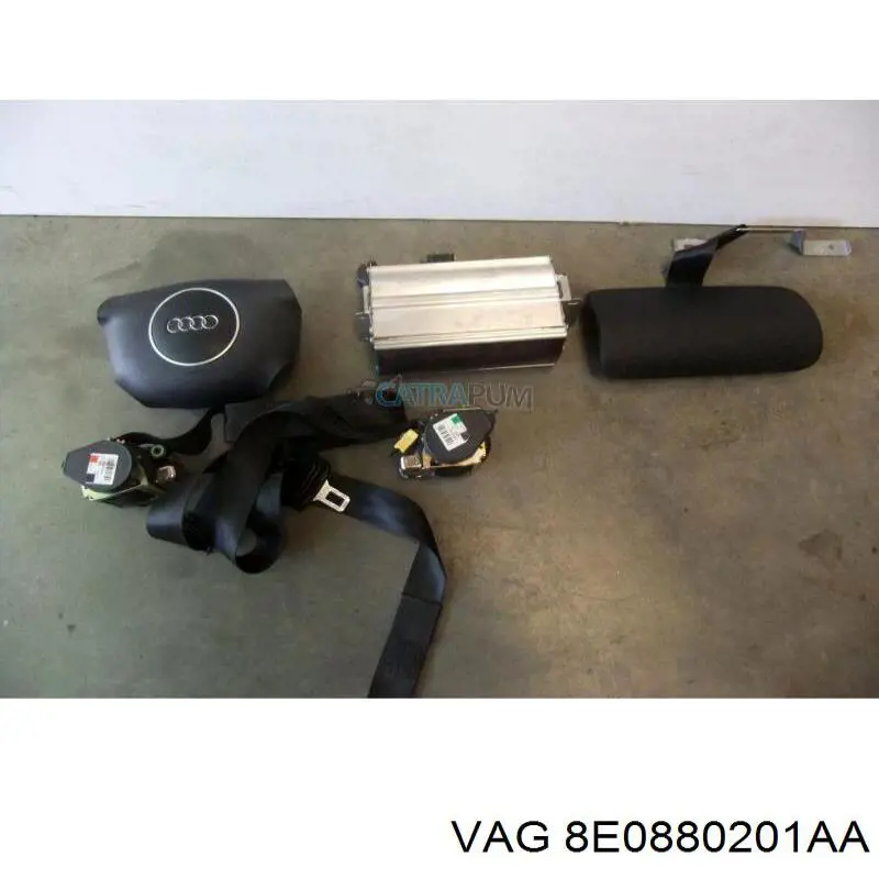 Подушка безопасности водителя 8E0880201AA VAG
