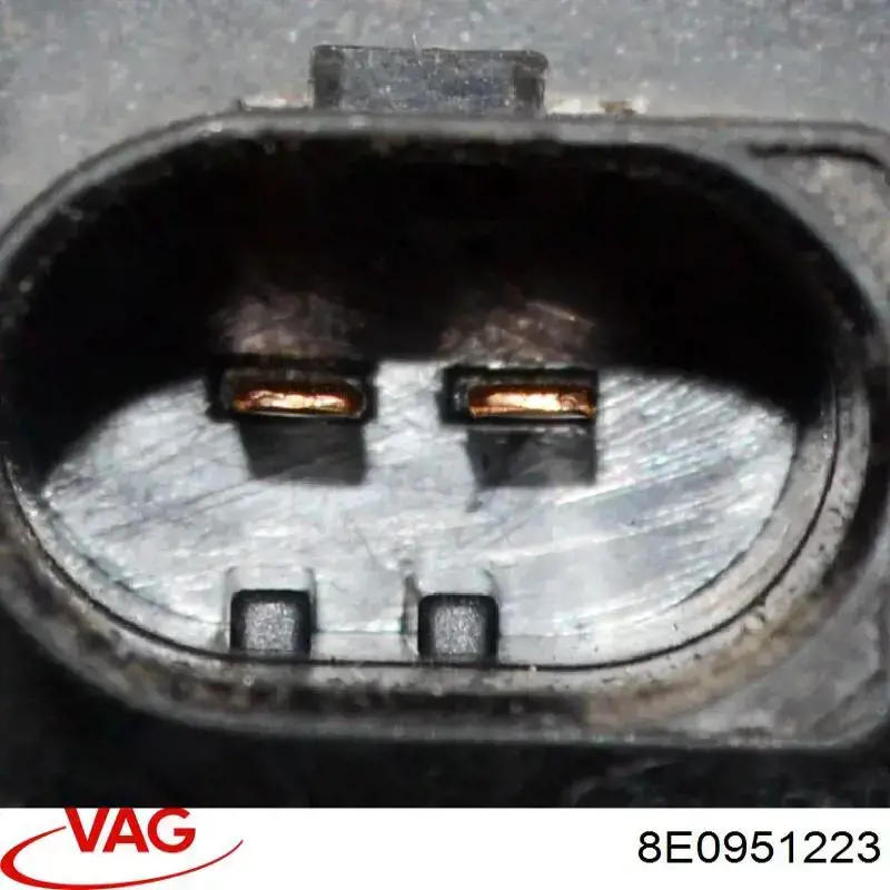 Звуковой сигнал 8E0951223 VAG