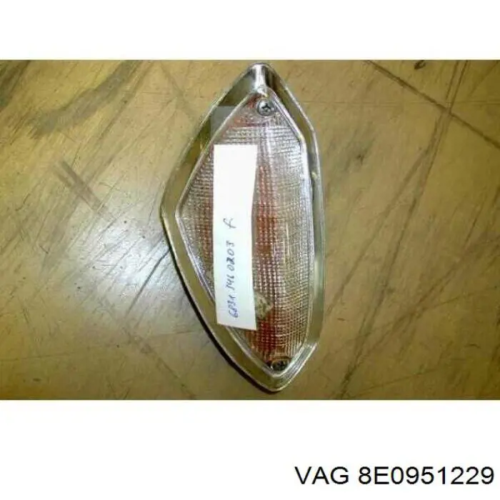 8E0951229 VAG 