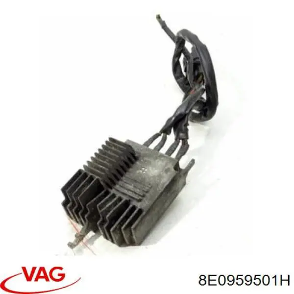 8E0959501H VAG regulador de revoluções de ventilador de esfriamento (unidade de controlo)