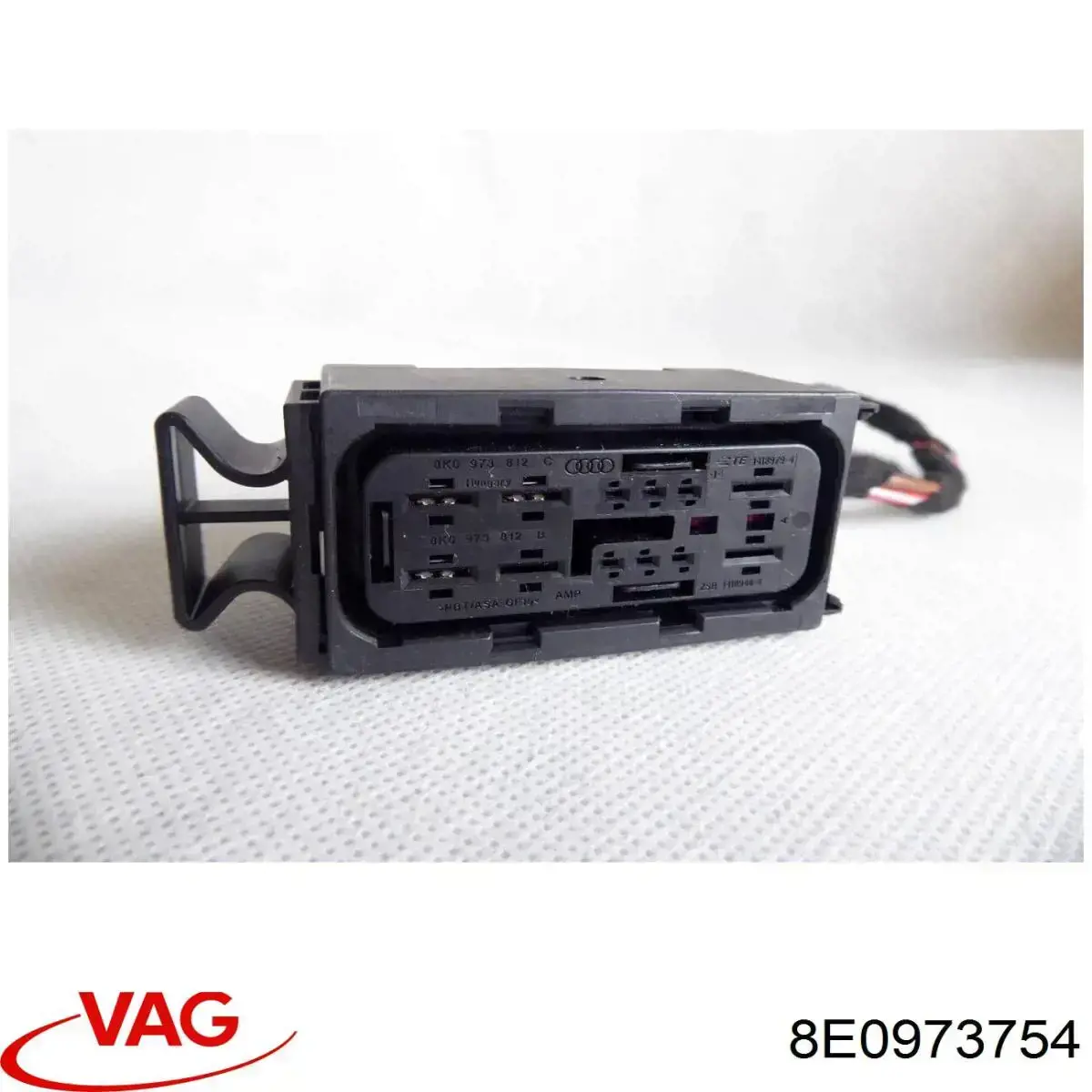 8E0973754 VAG 
