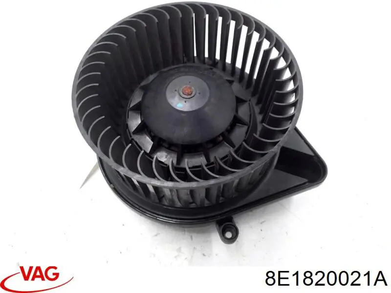 Мотор вентилятора печки (отопителя салона) VAG 8E1820021A цена, от 25.34 USD