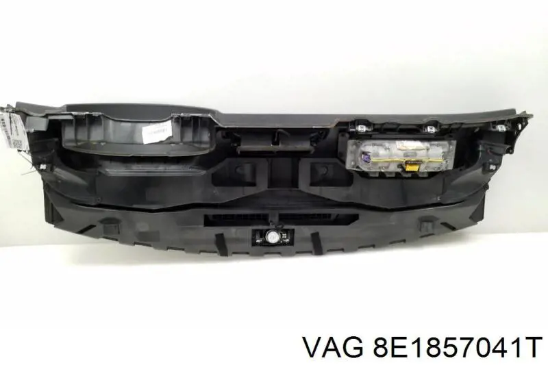 Купить 8E1857041T VAG Панель передняя "торпедо"