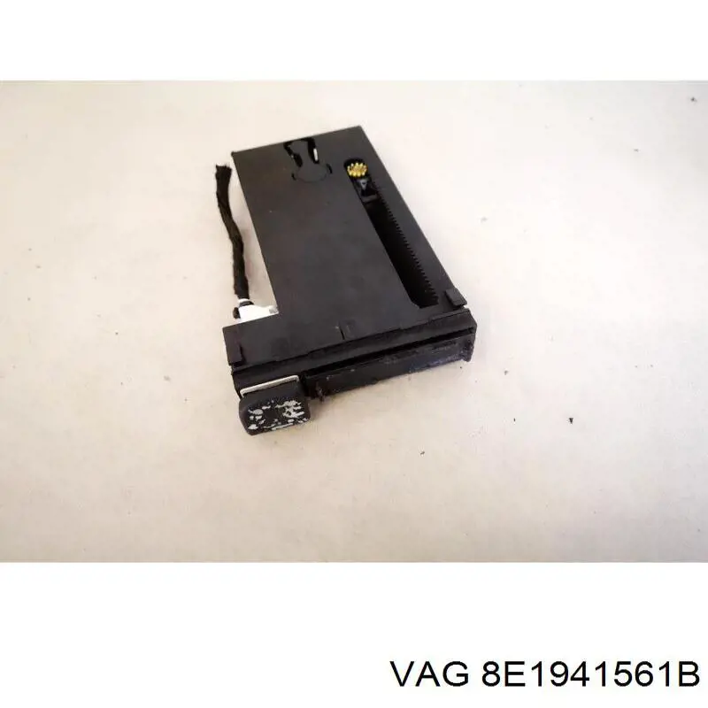8E1941561B VAG 