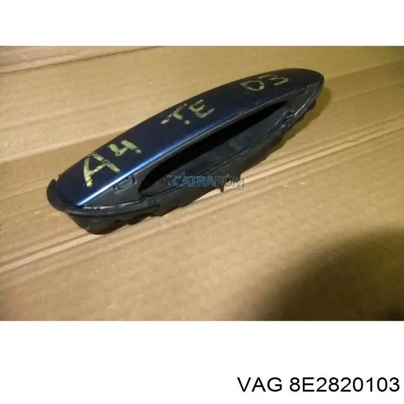 8E2820103 VAG Радиатор отопителя салона
