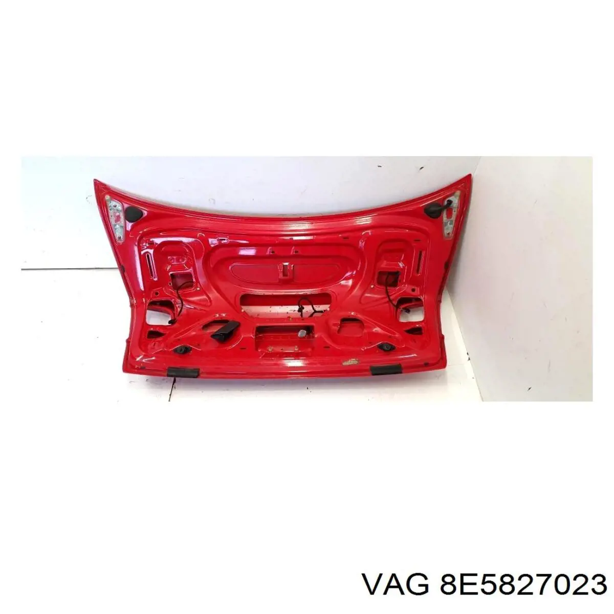 Крышка багажника VAG 8E5827023 цена, от 50.68 USD
