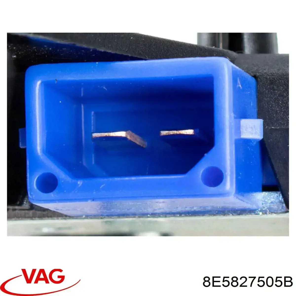 Замок крышки багажника VAG 8E5827505B
