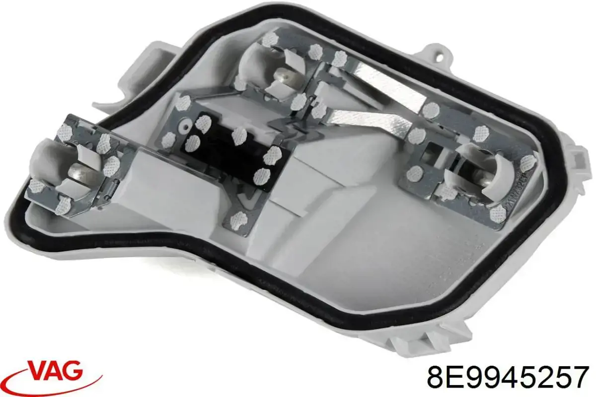 Купить 8E9945257 VAG Цоколь (патрон) заднего фонаря